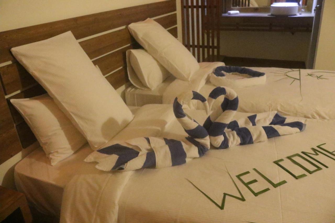 Rasdhoo Wave Blue Bed and Breakfast Eksteriør billede