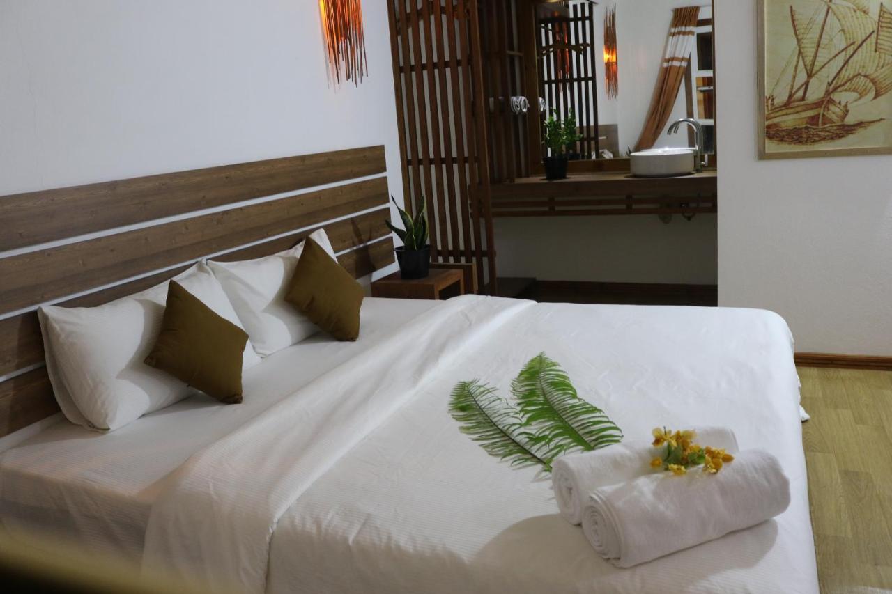 Rasdhoo Wave Blue Bed and Breakfast Eksteriør billede